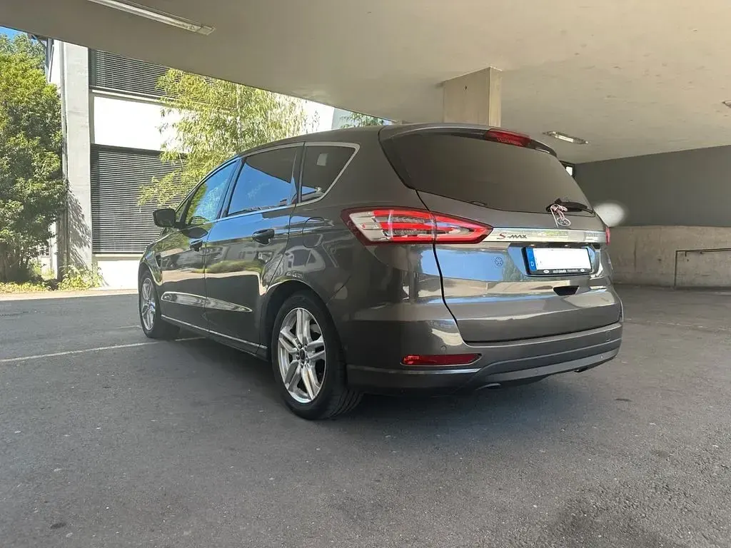 Gebraucht Ford S-MAX S 150 PS (110 kW) 2017 Grau Van / Kleinbus