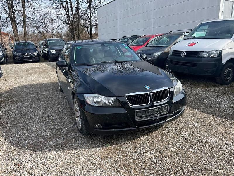 Schwarz Gebraucht 2008 BMW 318 Limousine | 2.300 € (Etwas zu teuer) - Bild 1/4