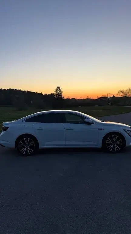Gebraucht Renault Talisman Initiale Paris 225 PS (165 kW) 2019 Weiß Limousine