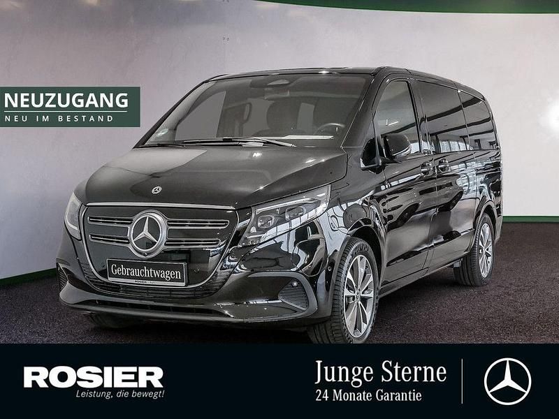Schwarz / obsidianschwarz Gebraucht 2024 Mercedes EQV300 Van / Kleinbus | 59.450 € - Bild 1/4