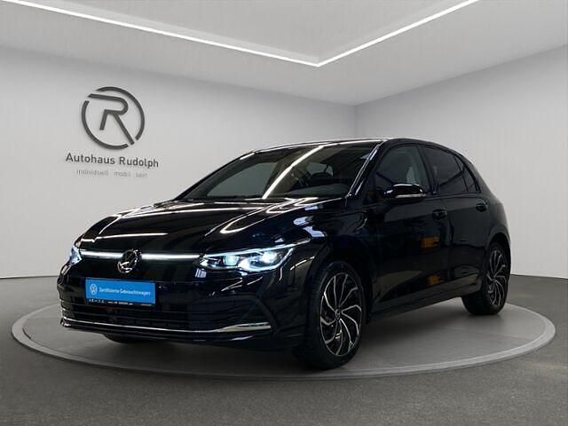 Gebraucht VW Golf VIII Move 150 PS (110 kW) 2024 Grenadillschwarz metallic Limousine