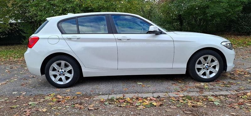 Gebraucht BMW 116 109 PS (80 kW) 2016 Weiß Kleinwagen