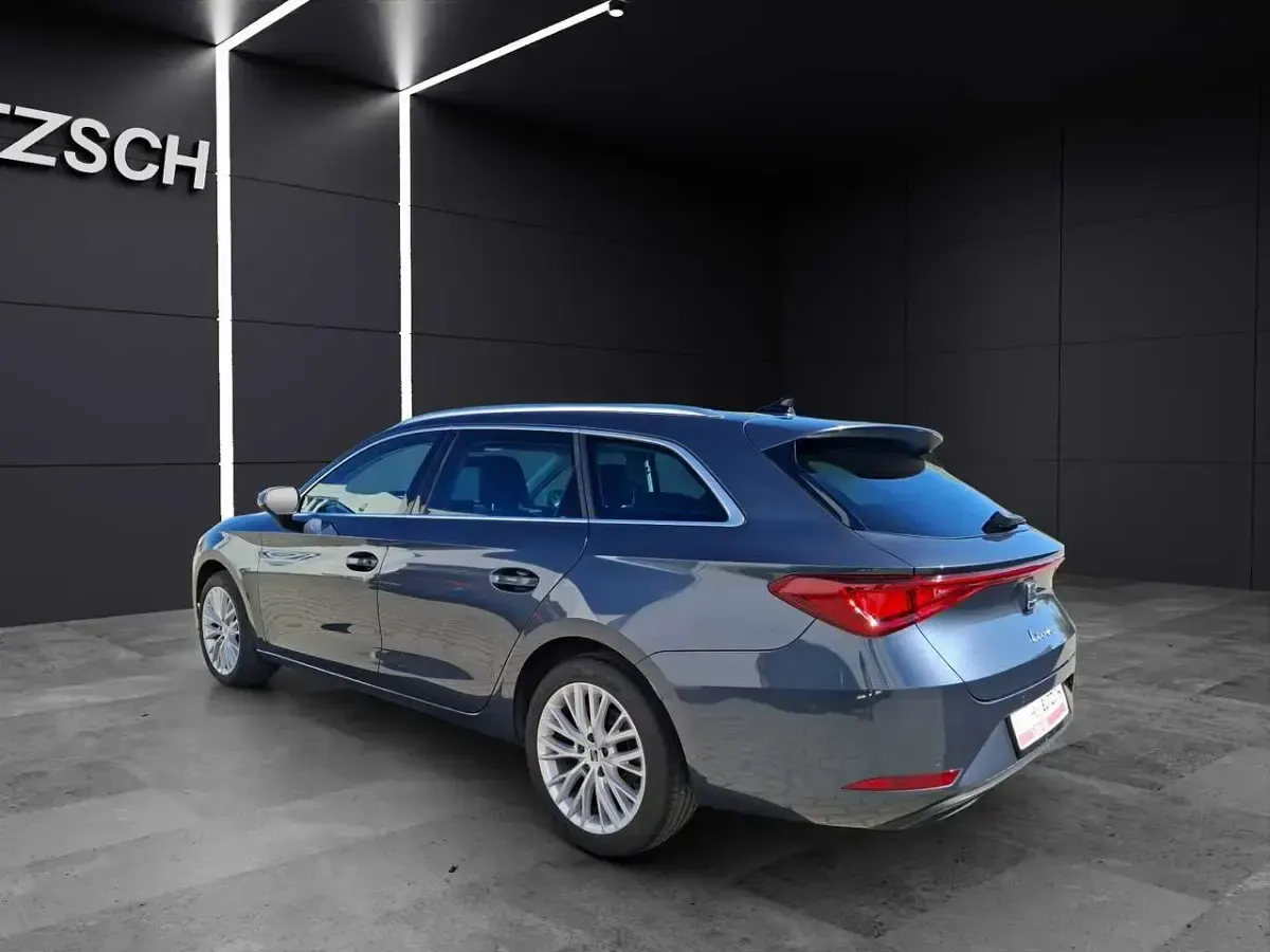 Gebraucht Seat Leon ST XCELLENCE 131 PS (96 kW) 2021 "magnetic tech" Kombi