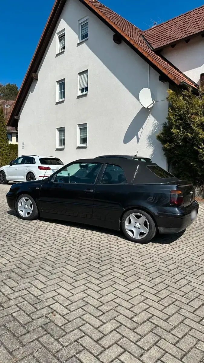 Używany VW Golf 75 KM (55 kW) 1999 Czarny Kabriolet