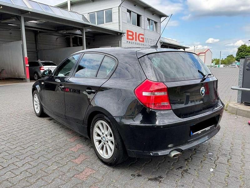 Gebraucht 2009 BMW 120 Kleinwagen | 5.500 € (Etwas zu teuer) - Bild 1/4