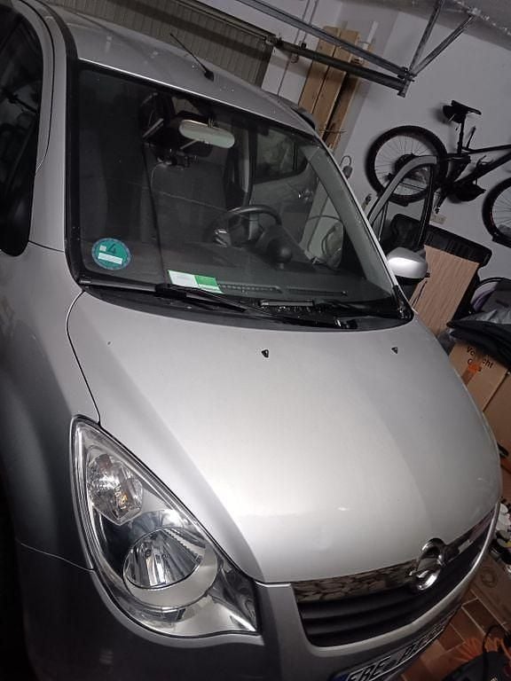 Silber Gebraucht 2008 Opel Agila Edition Limousine | 2.899 € (Guter Preis) - Bild 1/4