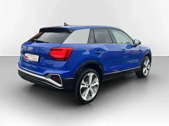 Gebraucht Audi Q2 S-Line 190 PS (139 kW) 2025 Individuallackierungen audi... SUV