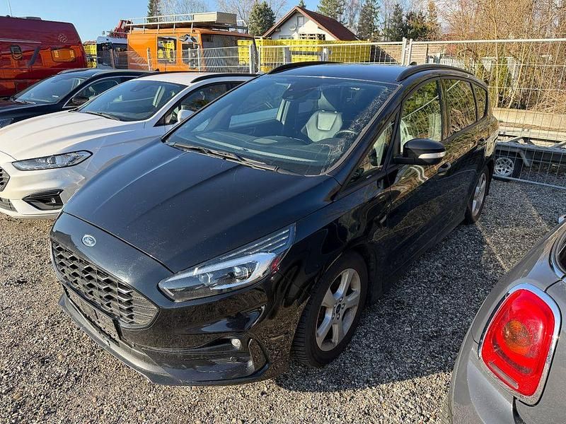 Gebraucht Ford S-MAX ST-Line 190 PS (139 kW) 2020 Schwarz Van / Kleinbus