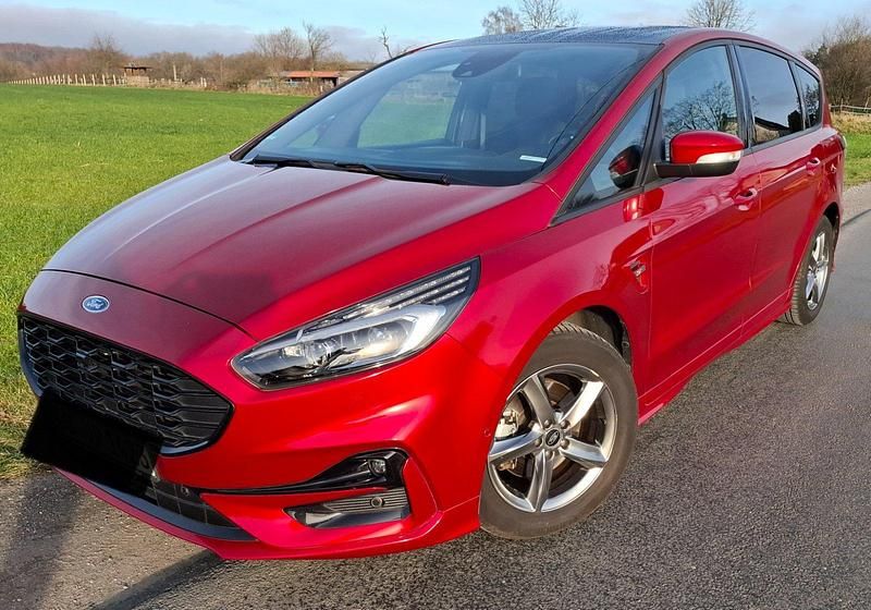 Gebraucht Ford S-MAX ST-Line 190 PS (139 kW) 2022 Rot Van / Kleinbus