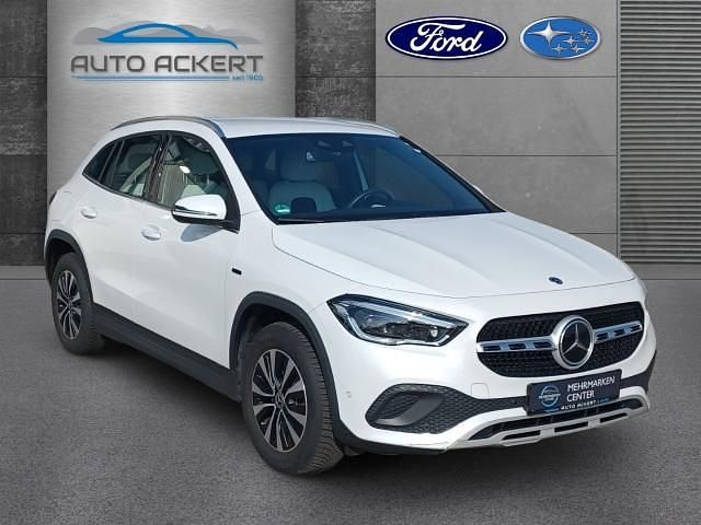 Gebraucht Mercedes GLA250 160 PS (117 kW) 2021 Weiss SUV