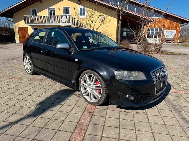 Gebraucht Audi S3 265 PS (194 kW) 2006 Schwarz Kleinwagen