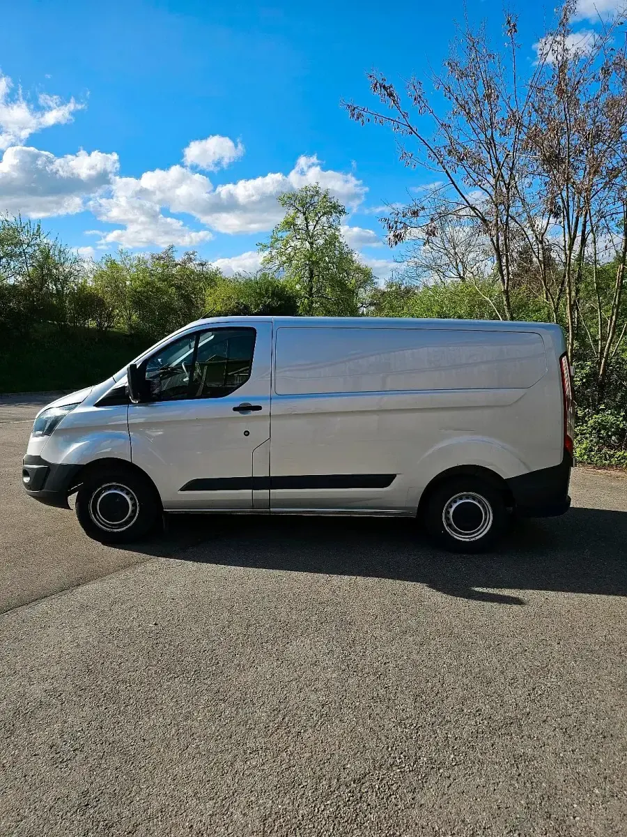 Gebraucht Ford Transit Custom 101 PS (74 kW) 2016 Silber Van / Kleinbus