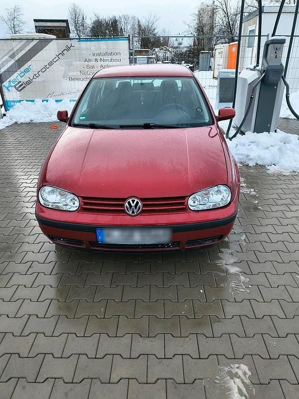 Rot Gebraucht 1999 VW Golf III Kleinwagen | 750 € (Guter Preis) - Bild 1/4