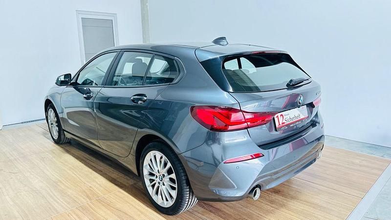 Gebraucht BMW 120 Advantage 190 PS (139 kW) 2020 Grau Kleinwagen