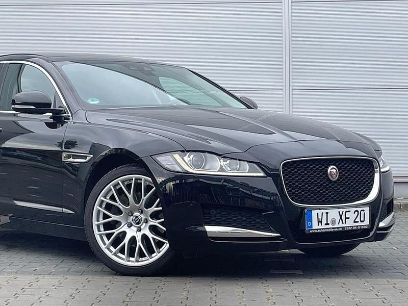 Schwarz Gebraucht 2016 Jaguar XF Prestige Limousine | 13.800 € (Fairer Preis) - Bild 1/4
