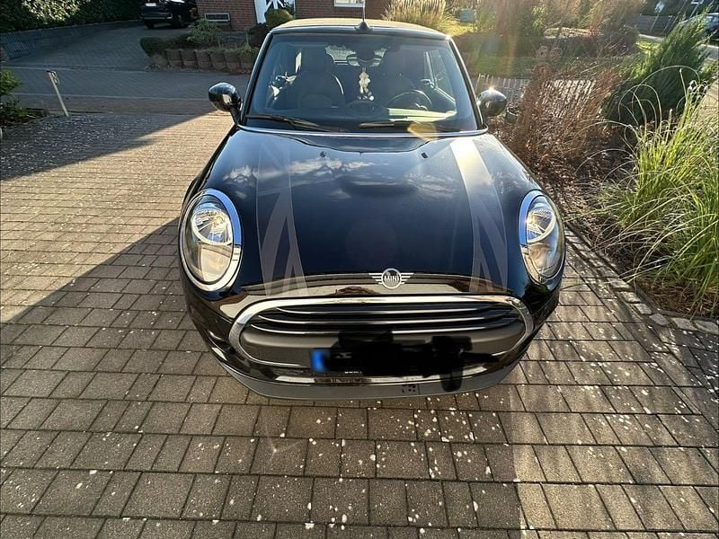 Second-hand Mini ONE 102 CP (75 kW) 2020 Negru Hatchback