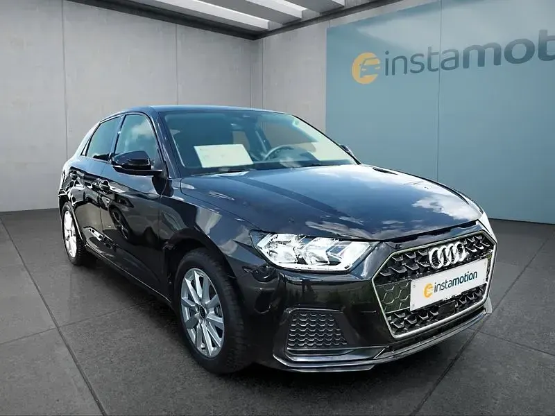 Gebraucht Audi A1 Sportback 116 PS (85 kW) 2025 Schwarz Kleinwagen