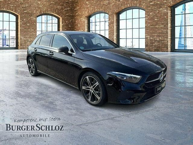 Gebraucht Mercedes A200 Progressive 150 PS (110 kW) 2024 Schwarz Kleinwagen