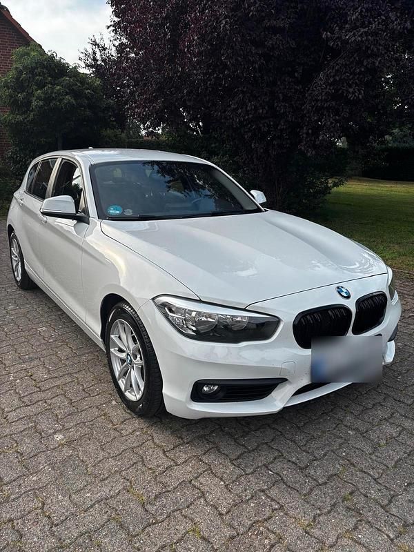 Gebraucht BMW 118 136 PS (100 kW) 2018 Weiß Kleinwagen