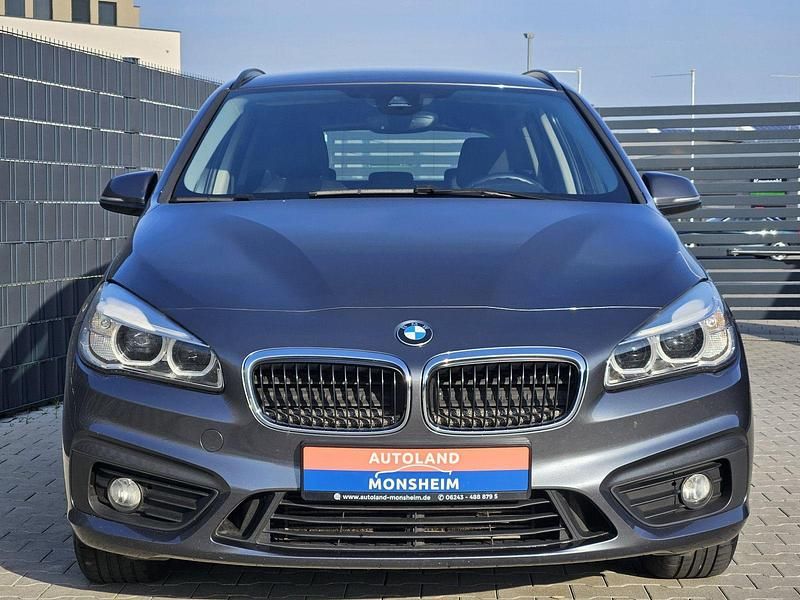 Second-hand BMW 218 Advantage 150 CP (110 kW) 2017 Gri Break