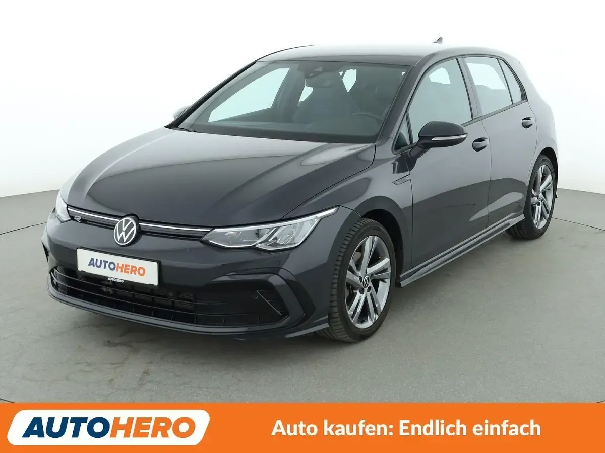 Gebraucht VW Golf VIII R-line 131 PS (96 kW) 2024 Limousine