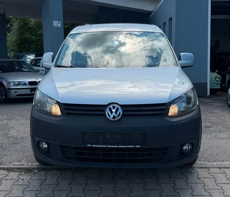 Gebraucht VW Caddy Trendline 105 PS (77 kW) 2011 Silber Van / Kleinbus