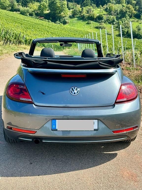 Gebraucht VW Beetle Sound 105 PS (77 kW) 2017 Grau Kleinwagen
