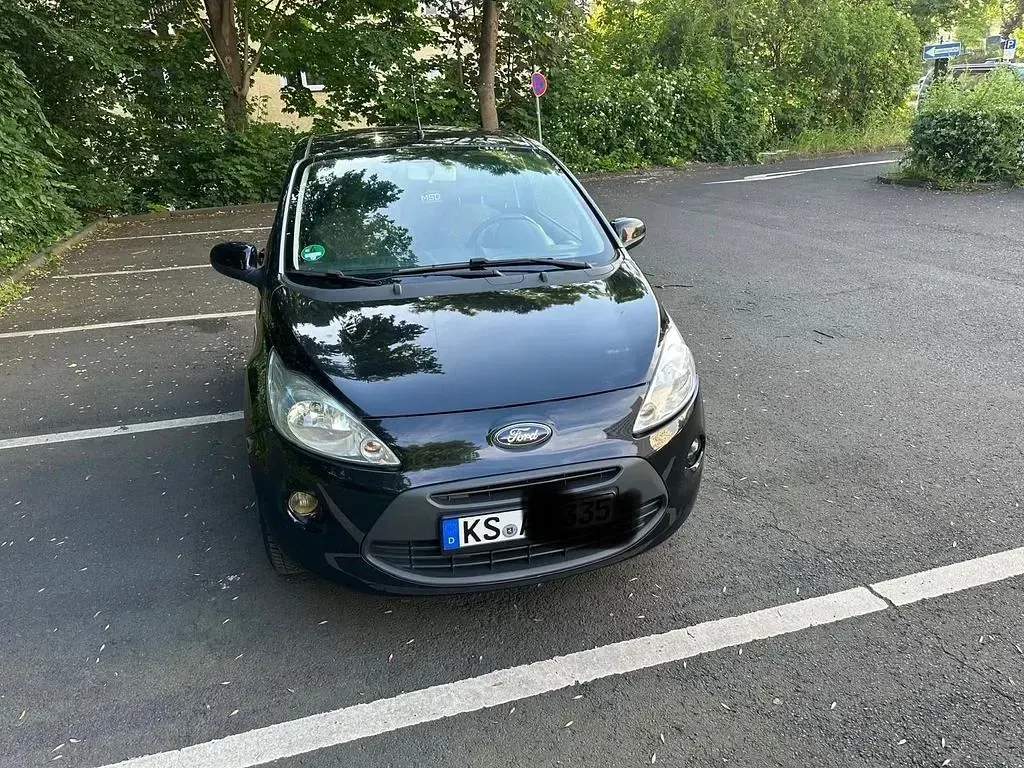 Gebraucht Ford Ka Ambiente 69 PS (50 kW) 2012 Schwarz Kleinwagen