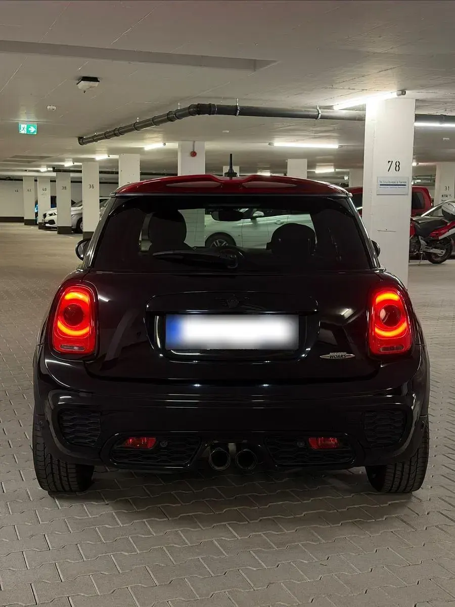 Używany Mini John Cooper Works 231 KM (169 kW) 2015 Czarny Hatchback