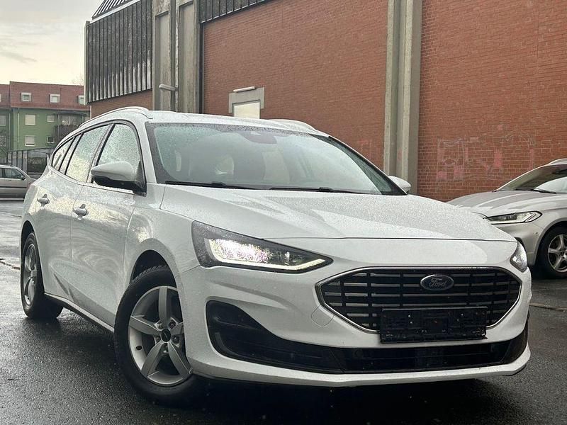 Gebraucht Ford Focus 116 PS (85 kW) 2023 Weiß Limousine
