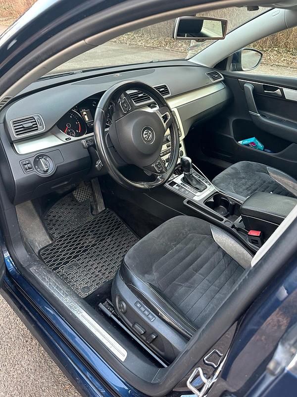 Gebraucht VW Passat 177 PS (130 kW) 2014 Blau Kombi
