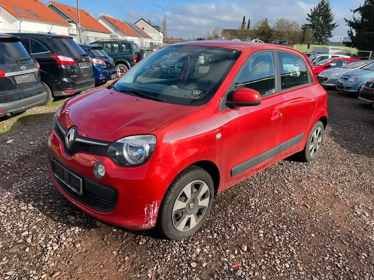 Używany Renault Twingo Dynamique 71 KM (52 kW) 2016 Czerwony Hatchback