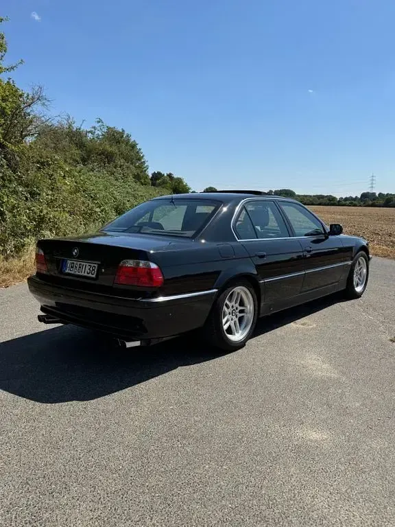 Gebraucht BMW 735 235 PS (172 kW) 1997 Schwarz Limousine