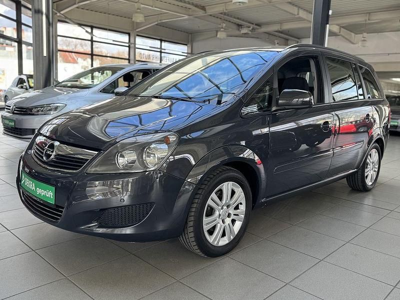 Grau Gebraucht 2013 Opel Zafira Family Van / Kleinbus | 5.990 € (Fairer Preis) - Bild 1/4