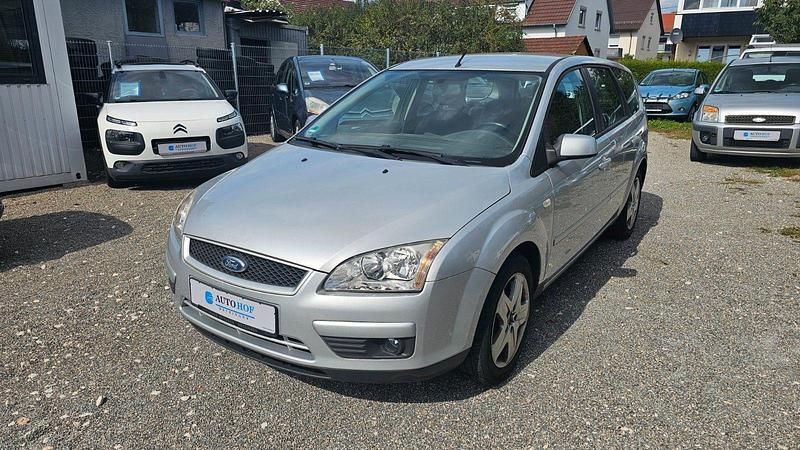 Silber Gebraucht 2007 Ford Focus Style Kombi | 1.990 € (Superpreis) - Bild 1/4