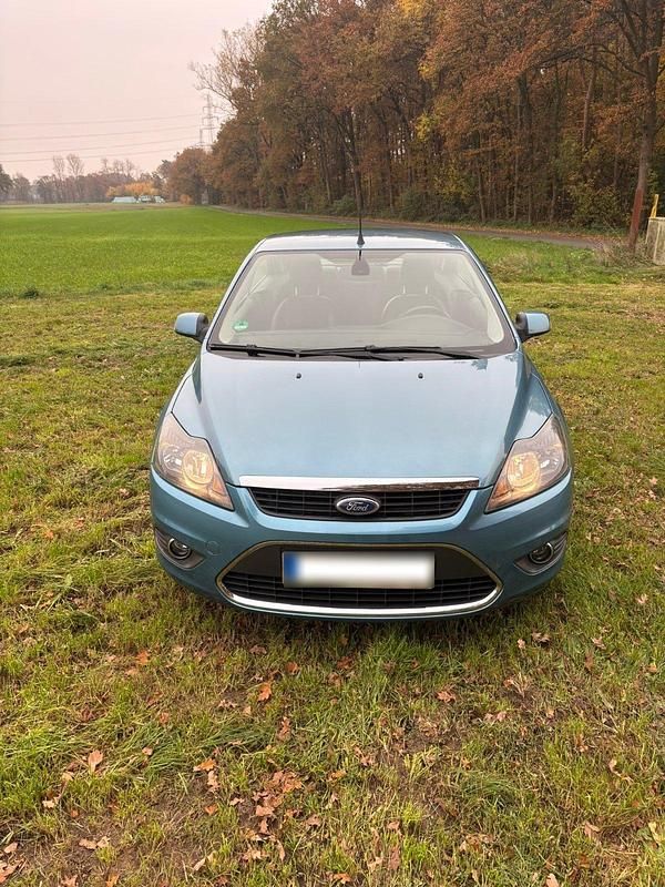 Gebraucht Ford Focus Cabriolet 145 PS (106 kW) 2008 Blau Cabrio
