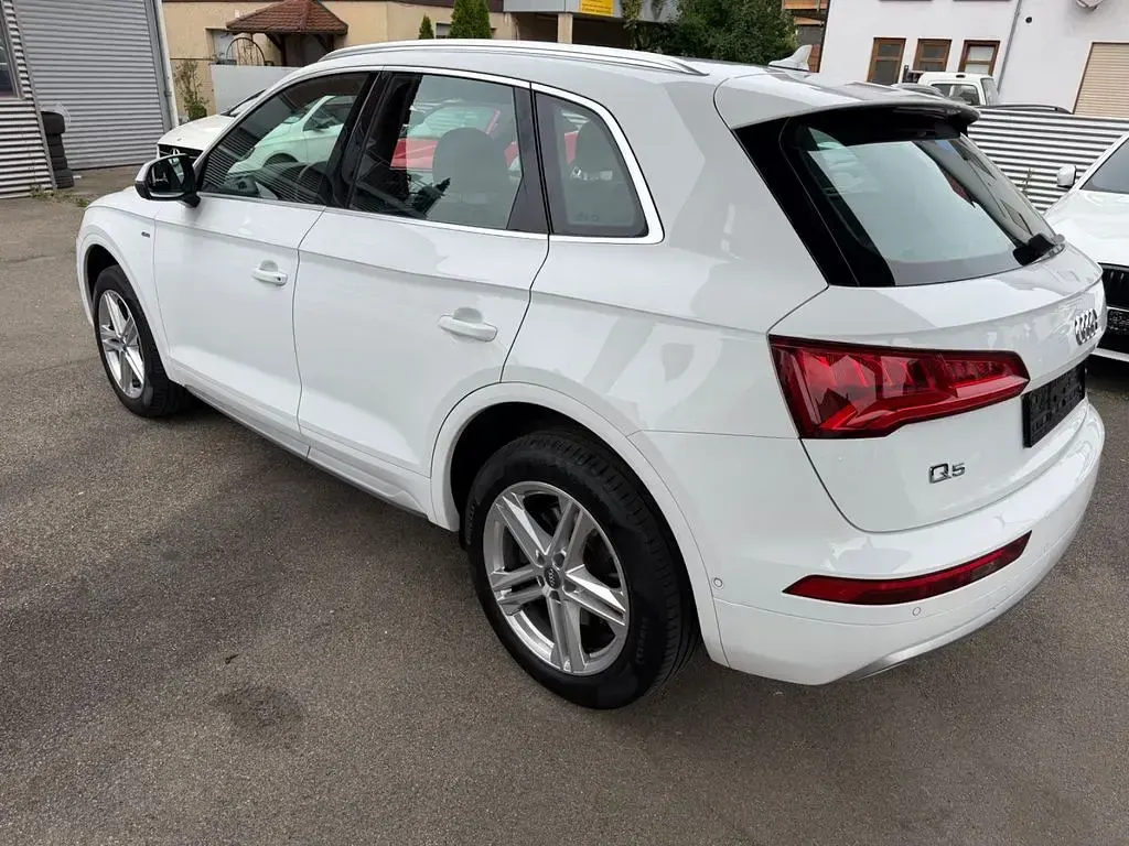 Gebraucht Audi Q5 S-Line 190 PS (139 kW) 2019 Weiß SUV
