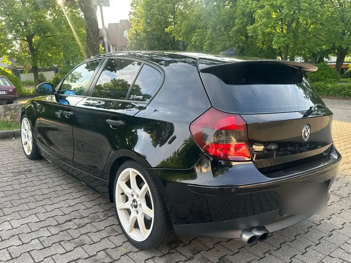 Gebraucht BMW 116 Performance 116 PS (85 kW) 2006 Schwarz Kleinwagen