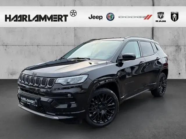 Second-hand Jeep Compass 131 CP (96 kW) 2023 Negru SUV