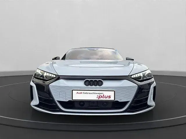Gebraucht Audi e-tron GT quattro Ambiente 350 kW (476 PS) 2022 Suzukagrau Limousine