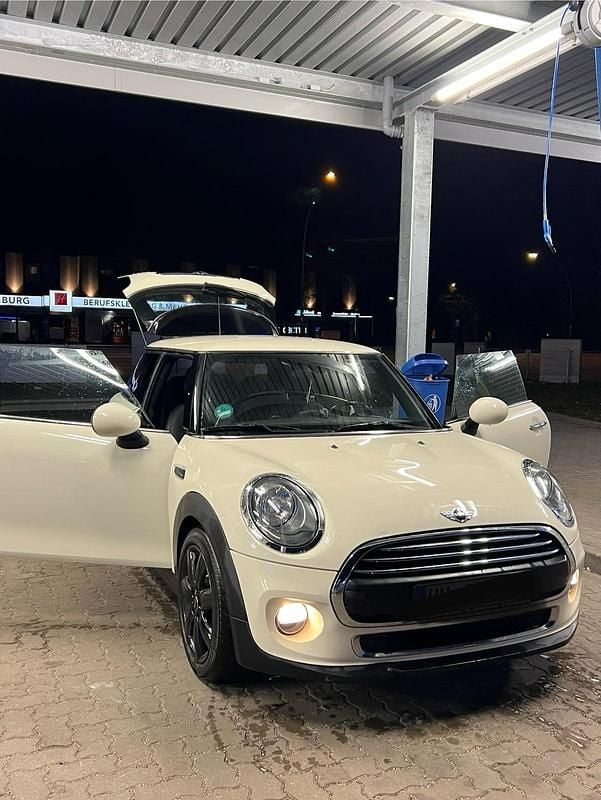 Gebraucht Mini Cooper 102 PS (75 kW) 2016 Weiß Kleinwagen
