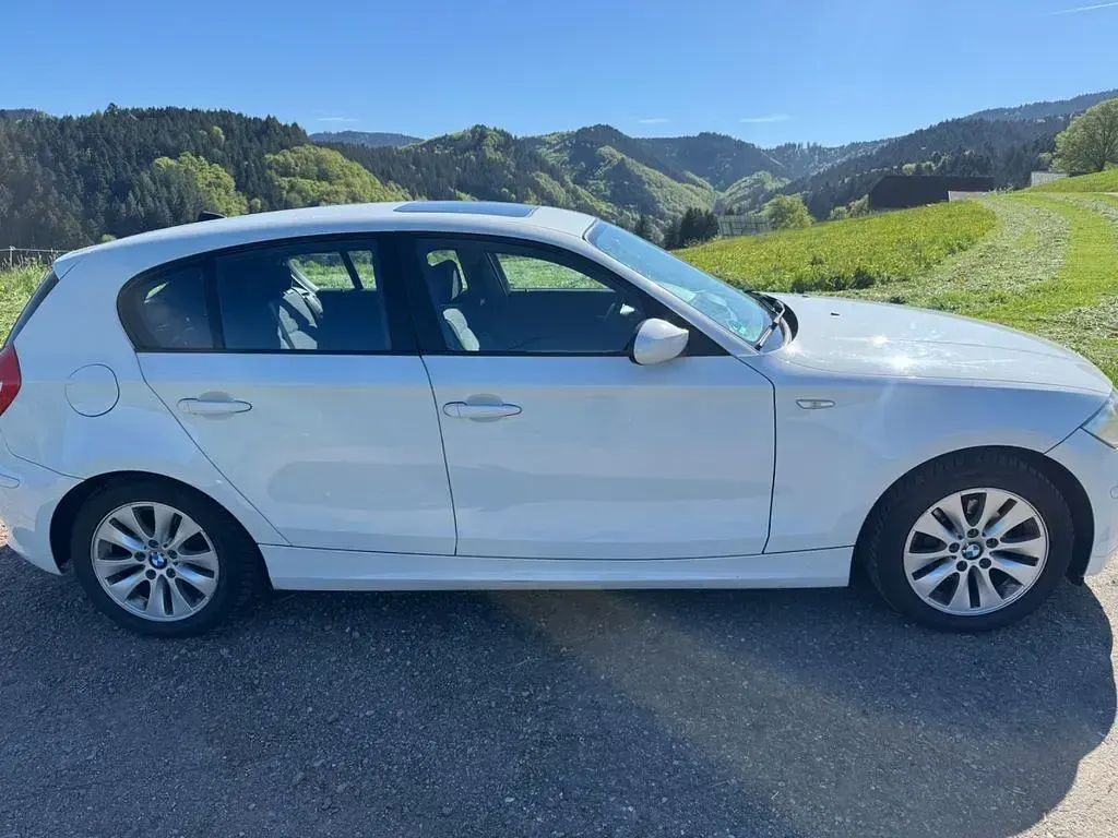 Second-hand BMW 116 Advantage 122 CP (89 kW) 2008 Alb Hatchback