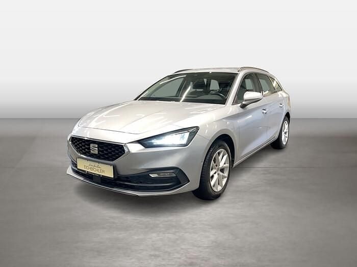 Urban silber Gebraucht 2022 Seat Leon Style Kombi | 18.620 € (Guter Preis) - Bild 1/4