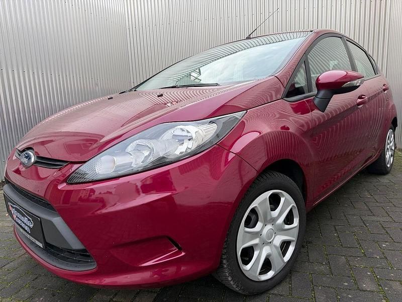 Gebraucht Ford Fiesta Trend 82 PS (60 kW) 2010 Violett Limousine