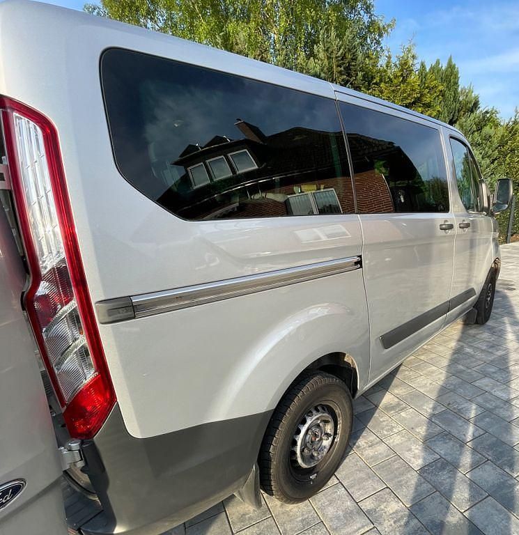 Gebraucht Ford Transit Custom 125 PS (91 kW) 2014 Silber Van / Kleinbus