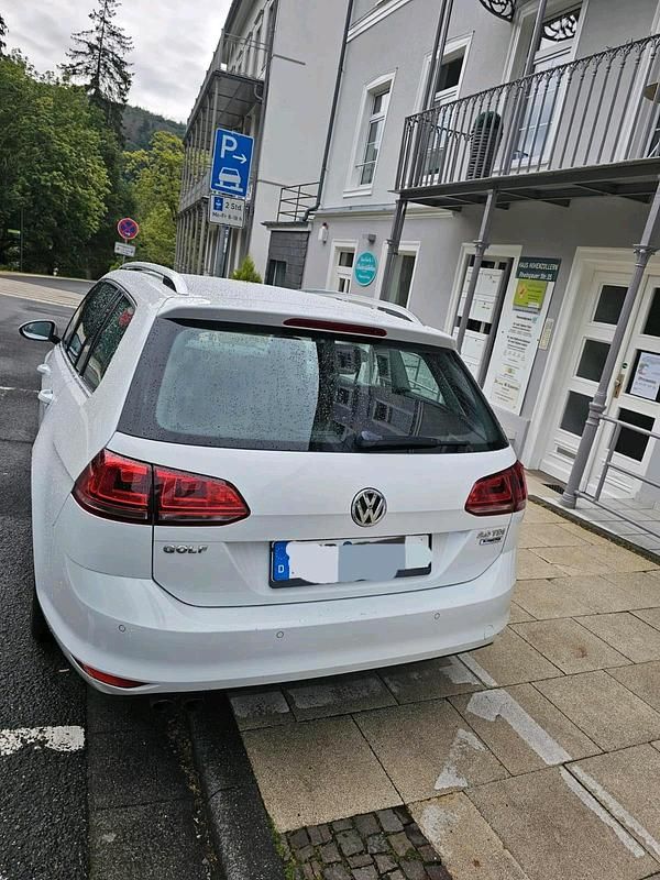 Gebraucht VW Golf VII 150 PS (110 kW) 2015 Weiß Limousine