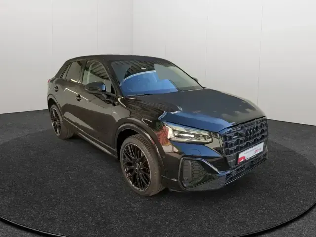Gebraucht Audi Q2 S-Line 150 PS (110 kW) 2023 Schwarz SUV