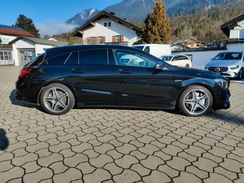 Gebraucht Mercedes CLA45 AMG AMG 381 PS (280 kW) 2019 Schwarz Kombi