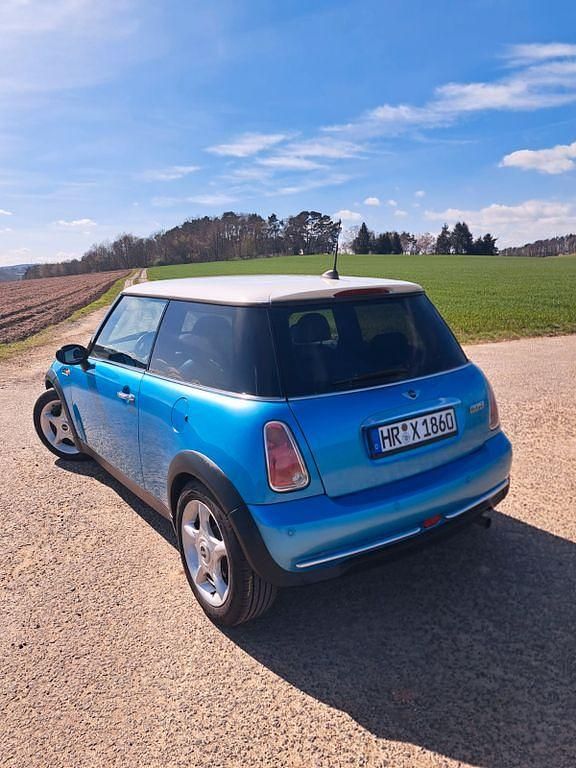 Second-hand Mini Cooper 116 CP (85 kW) 2005 Albastru Hatchback