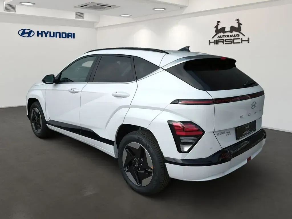 Gebraucht Hyundai Kona Trend 160 kW (218 PS) 2024 Weiß SUV